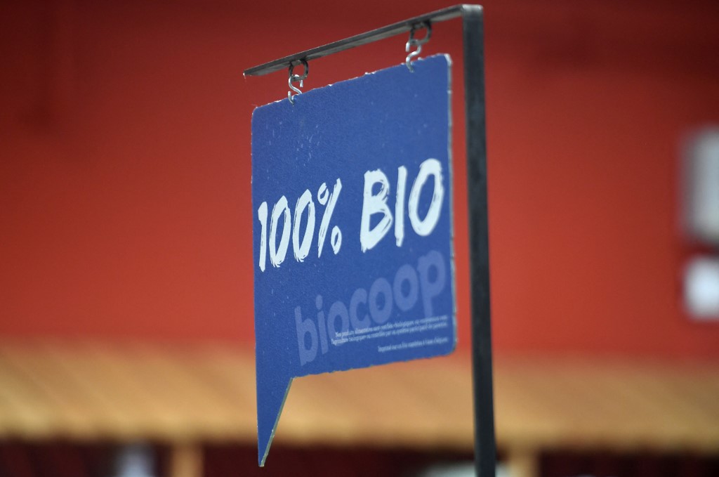 Après 25 jours de grève, les salariés du Biocoop Les Fêtes à Paris ont signé un protocole de fin de conflit avec la direction.