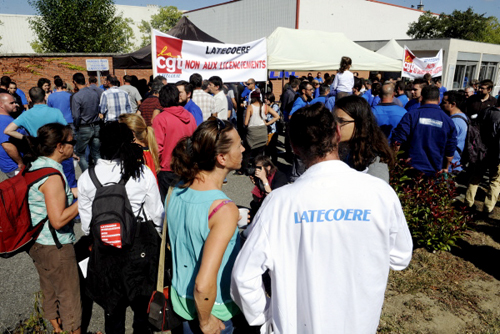 RASSEMBLEMENT DEVANT LE SITE DE LATECOERE