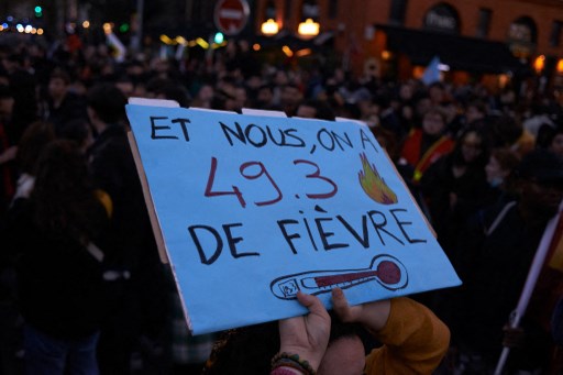 New Gathering Against The Use Of The 49.3 Article Fot The Pension'reform