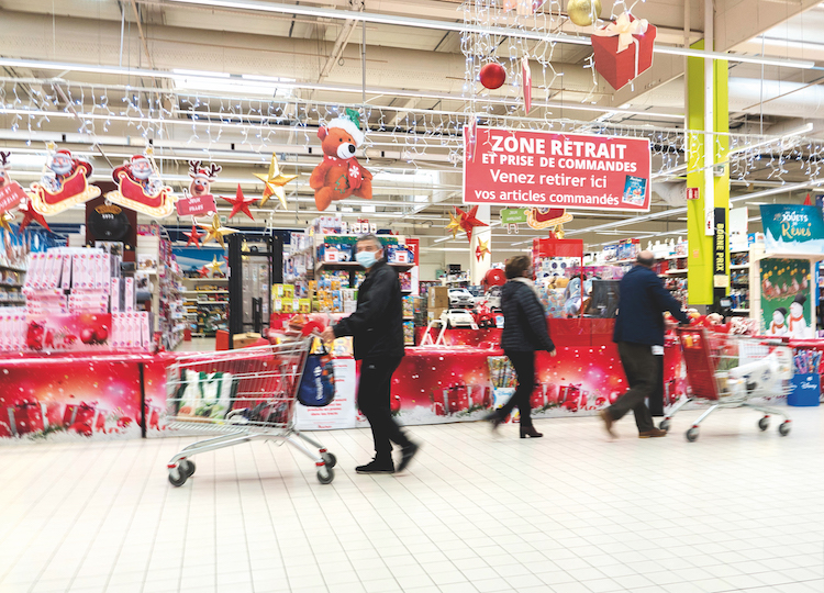 Sandrine Thesillat - Illustrations de la fermeture des rayons non essentiels dans les grandes surfaces, suite au deuxième confinement pour lutter contre l'épidémie de Coronavirus (COVID-19)