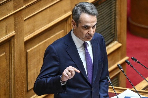 Prime Minister Kyriakos Mitsotakis presents plans for overhaul of armed forces to parliament