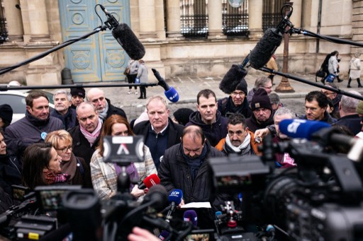 PRESS CONFERENCE OF THE EIGHT MAIN UNIONS - PENSION REFORM - STRIKE